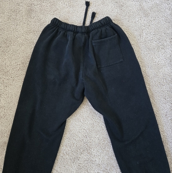 Fear of God Essentials Black Color Sweatpants size Small - Picture 15 of 16